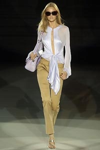 Versace - Bà hoàng kiêu sa - 29 Versace - Bà hoàng kiêu sa - 29