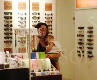 Britney chán mái tóc vàng hoe?  - 1