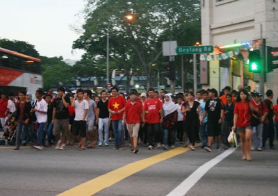 Người hâm mộ “tiếp lửa” đưa Việt Nam vào Chung kết - 4