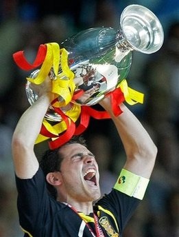 Ronaldo thất bại trong cuộc bầu chọn Cầu thủ xuất sắc nhất 2008 - 1 Ronaldo thất bại trong cuộc bầu chọn Cầu thủ xuất sắc nhất 2008 - 1