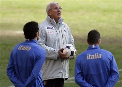 Lippi hứa trao cơ hội cho các cựu binh - 1