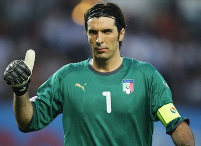 Buffon từng muốn chối bỏ Juventus - 1