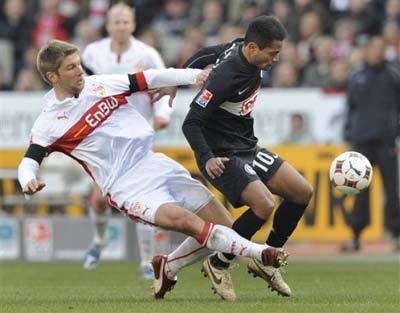 Hertha “ngã” đau, Bayern đắc lợi - 2 Hertha “ngã” đau, Bayern đắc lợi - 2