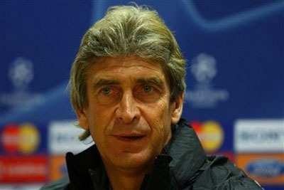 Wenger hạnh phúc, Pellegrini “tâm phục khẩu phục” - 3 Wenger hạnh phúc, Pellegrini “tâm phục khẩu phục” - 3