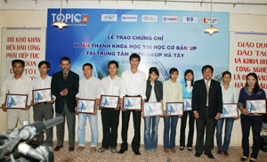 Khoảng cách số giữa thành thị và nông thôn đang thu hẹp - 2