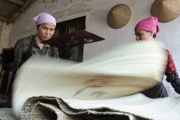 Nét trầm lắng trong dòng đời sôi động! - 3