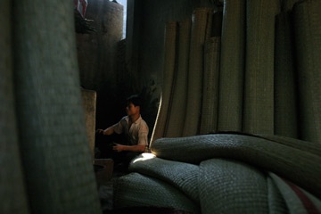 Nét trầm lắng trong dòng đời sôi động! - 4