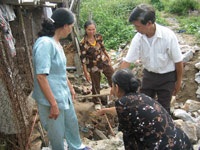 Đã lấn chiếm đất còn hành hung dân - 1