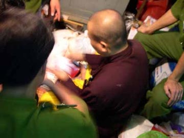 Khởi tố, bắt tạm giam "đại tỷ phú" Lê Quốc Hồ - 1 Khởi tố, bắt tạm giam "đại tỷ phú" Lê Quốc Hồ - 1