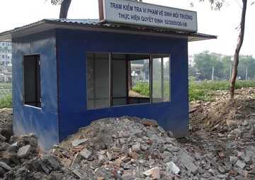 Hà Nội: Nạn đổ trộm phế thải hoành hành - 1