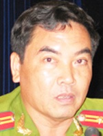 Khởi tố vụ án "tổ chức đánh bạc và đánh bạc" - 1 Khởi tố vụ án "tổ chức đánh bạc và đánh bạc" - 1