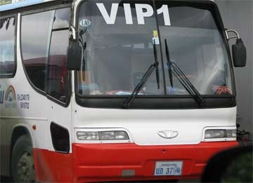 “Mốt” chơi xe biển Lào trên đất Nghệ - 9 “Mốt” chơi xe biển Lào trên đất Nghệ - 9