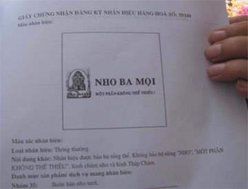 Nho “Ba Mọi” khốn khổ vì tên gọi - 1