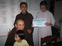 Quà tết Nhân ái đến với Huế - 5