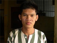 Bảo vệ quán bar đánh chết khách vì... “nhìn đểu” - 1 Bảo vệ quán bar đánh chết khách vì... “nhìn đểu” - 1