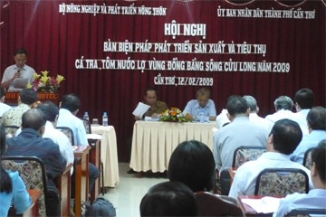 “Cần xem cá tra là sản phẩm chiến lược Quốc gia” - 2 “Cần xem cá tra là sản phẩm chiến lược Quốc gia” - 2