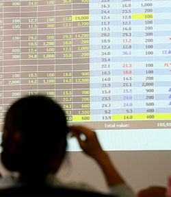 VAFI yêu cầu trả cổ tức bằng tiền mặt - 1