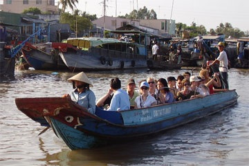 Du lịch sông nước: Loạn cò, thiếu an toàn - 2 Du lịch sông nước: Loạn cò, thiếu an toàn - 2