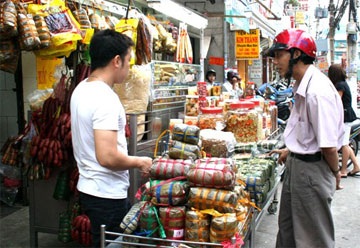 Các mặt hàng đều tăng giá nhẹ - 1 Các mặt hàng đều tăng giá nhẹ - 1