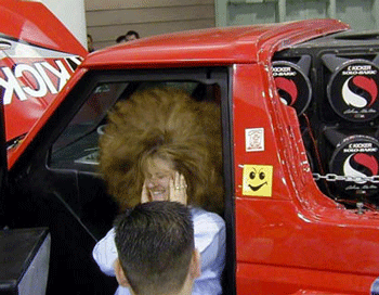 Những kiểu đầu "dựng tóc gáy" - 1