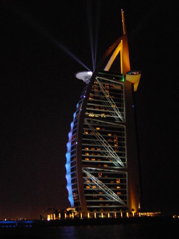 Chùm ảnh: Thăm quan khách sạn 7 sao - 11