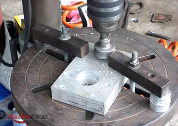 Xem chiếc xe mơ ước của người Hà Thành mùa lụt! - 7