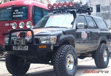 Xem chiếc xe mơ ước của người Hà Thành mùa lụt! - 20