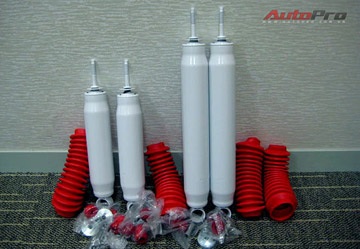 Xem chiếc xe mơ ước của người Hà Thành mùa lụt! - 3