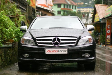 11 năm tuổi MercedesBenz C230 Avantgarde rớt giá còn 435 triệu đồng ngang  Hyundai Accent