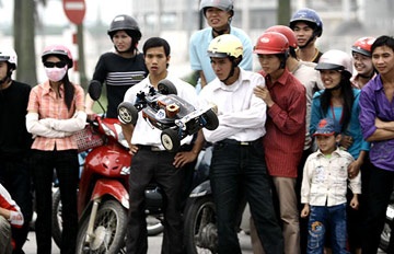 Đua xe hợp pháp tại Mỹ Đình! - 10