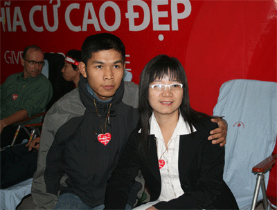 Một gia đình có “truyền thống” hiến máu - 1