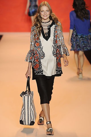 BST bay bổng của Anna Sui - 28