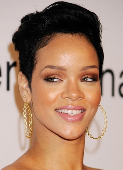 Ảnh Rihanna bị người yêu hành hung - 2 Ảnh Rihanna bị người yêu hành hung - 2