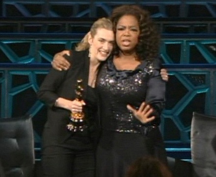 Kate Winslet thú nhận bị ám ảnh với tượng Oscar - 4 Kate Winslet thú nhận bị ám ảnh với tượng Oscar - 4