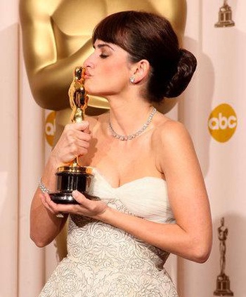 Kate Winslet, Sean Penn, Penelope Cruz, Heath Ledger giành giải Oscar - 1