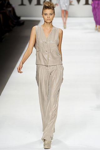MaxMara: Thanh lịch, trẻ trung - 3