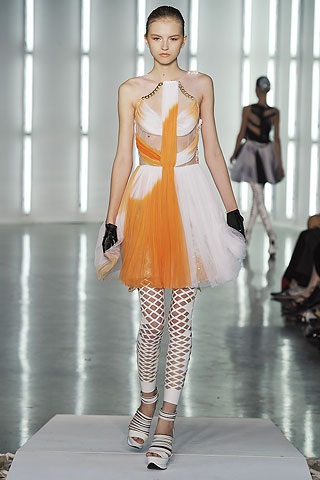 BST xuân hè 2009 của Rodarte - 15