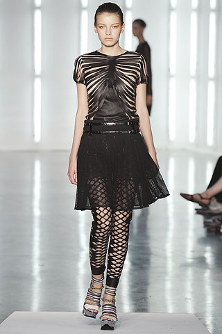 BST xuân hè 2009 của Rodarte - 8