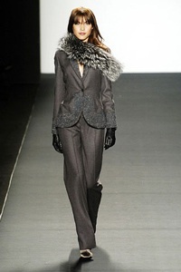 Vẻ đẹp tràn đầy nữ tính - 18