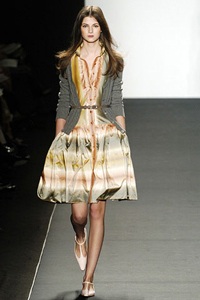 Vẻ đẹp tràn đầy nữ tính - 16