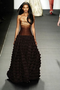 Vẻ đẹp tràn đầy nữ tính - 23