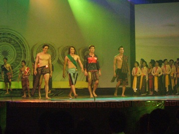 Ngô Tiến Đoàn đăng quang Manhunt Việt Nam 2006  - 1