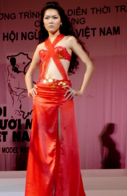 Tưng bừng đêm thời trang hội người mẫu Việt Nam - 2