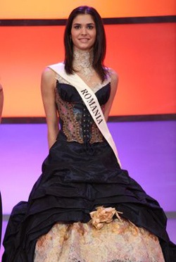 Hoa hậu Séc đăng quang Hoa hậu thế giới 2006 - 7