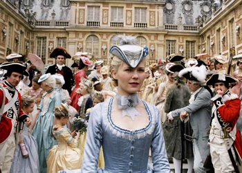 Kirsten Dunst tỏa sáng với Marie Antoinette - 6 Kirsten Dunst tỏa sáng với Marie Antoinette - 6