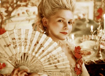 Kirsten Dunst tỏa sáng với Marie Antoinette - 3 Kirsten Dunst tỏa sáng với Marie Antoinette - 3