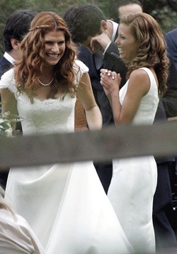 Eva Longoria ngán ngẩm vai bà nội trợ lả lơi - 2