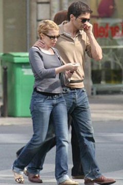 Olivier Martinez muốn được Kylie Minogue “đá”? - 1