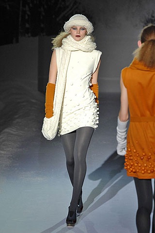 BST thu/đông 2008 của Julien Macdonald - 8 BST thu/đông 2008 của Julien Macdonald - 8