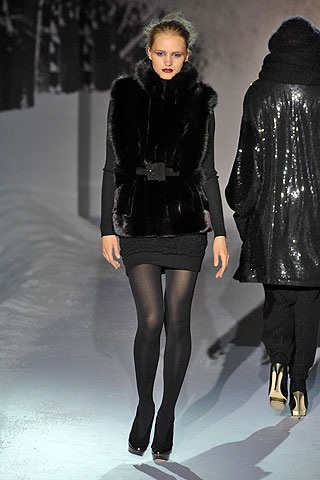 BST thu/đông 2008 của Julien Macdonald - 3 BST thu/đông 2008 của Julien Macdonald - 3